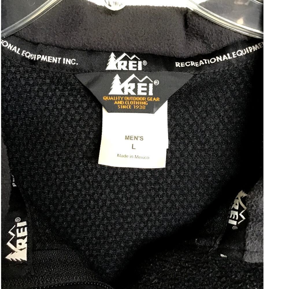 REI Mans L Black/Gray Fleece Full Zipper Vest Zipped Pockets Men's Size L - Picture 3 of 6